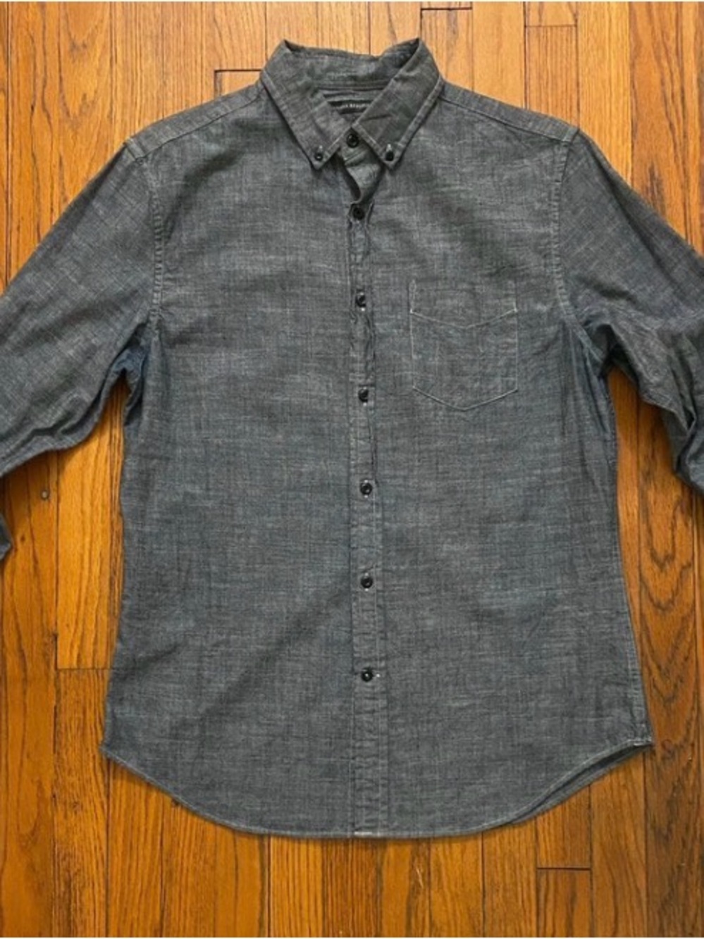 Banana Republic Grant Slim Fit Gray Chambray Button-Down Shirt Sz M Retail $79